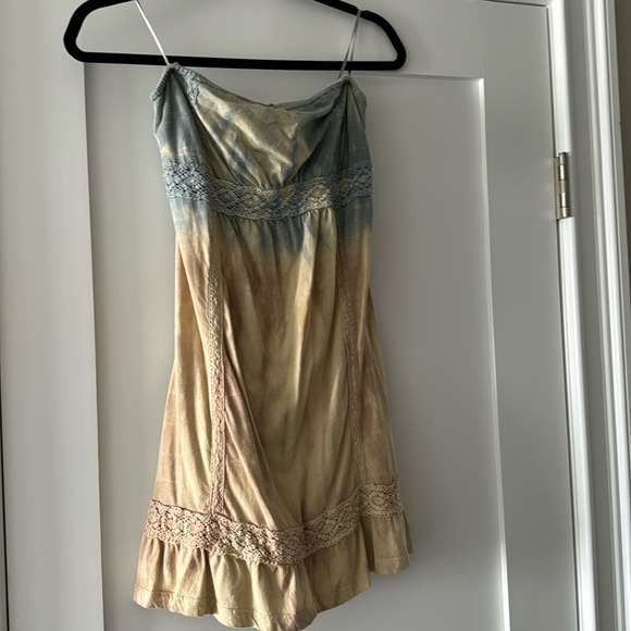 Guess Dresses & Skirts - Strapless Dress